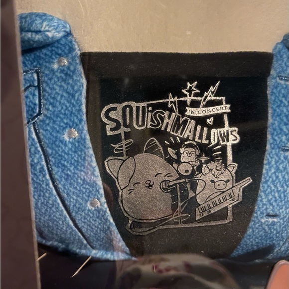 NWT 2023 Cam The Cat Check-In Series Comic Con LE Squishmallow - Picture 5 of 7